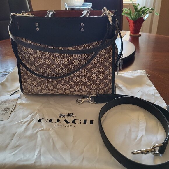 Coach Handbags - Coach purse